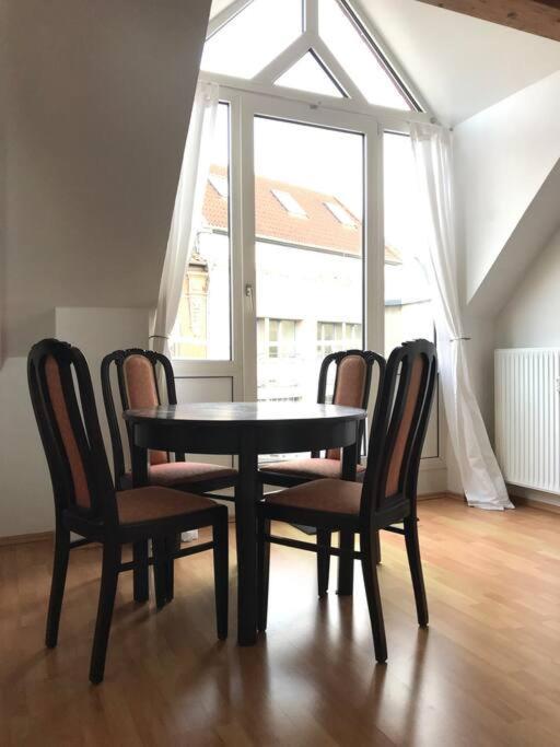 Apartment 2 Zi Whg Auf 2 Etagen Dg, Aufzug, Balkon