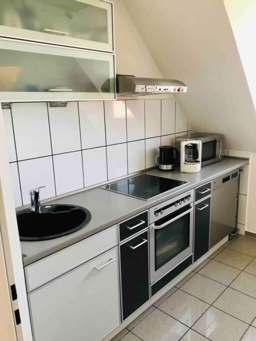 2 Zi Whg Auf 2 Etagen Dg, Aufzug, Balkon *